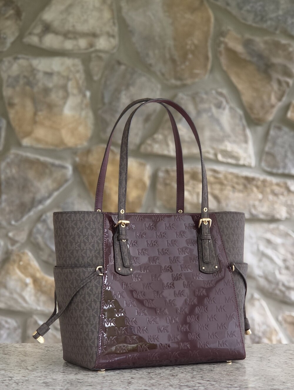 Michael Kors Voyager Logo Tote - Picture 3 of 8